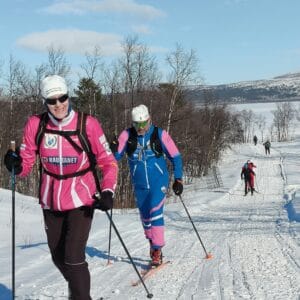 HIIHTÄEN HALKI POHJOLAN (HHP) 2027 - SKI ACROSS NORDICS 2 HHP Helena ja Jouko Tornetrask Ilo Urheilumatkat